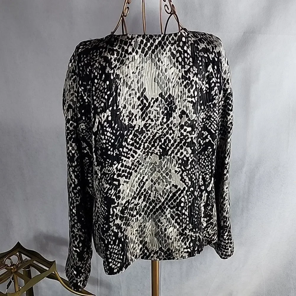 Silk & Wool Blend Black & Gray Animal Print Anne Klein Zippered Jacket